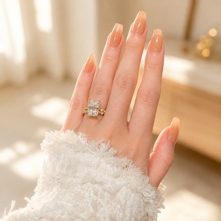 Luxurious Micro-Pave Zirconia Wedding Ring Set